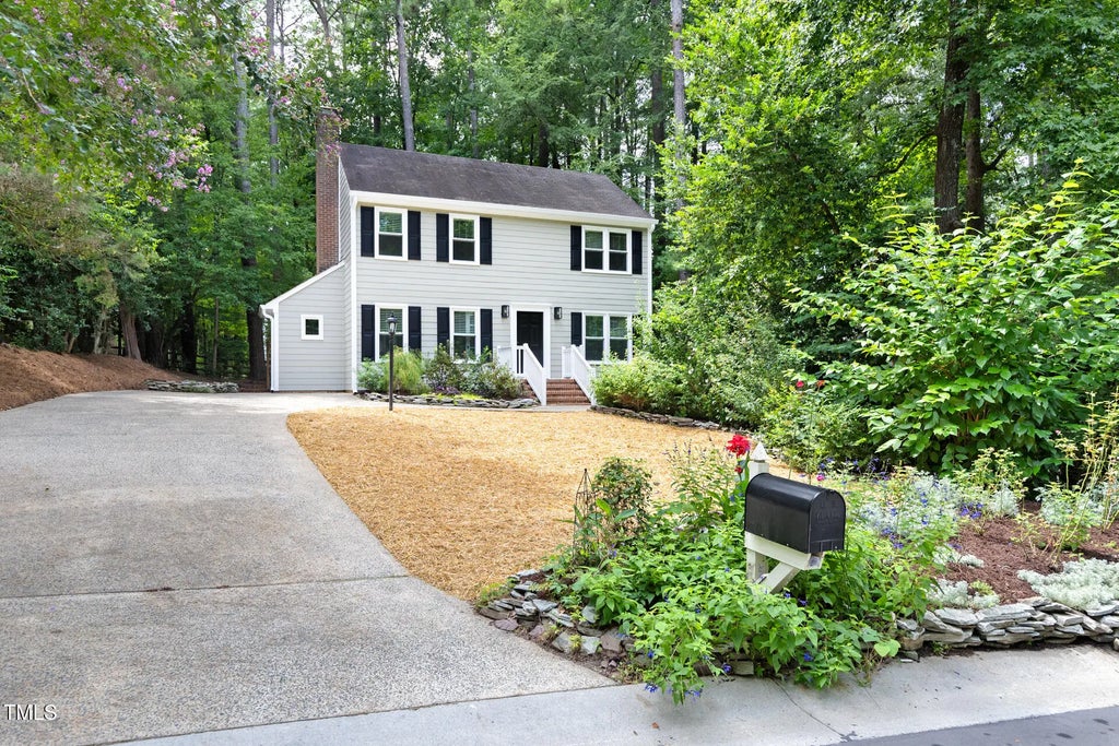 8 Briarfield Court, Durham