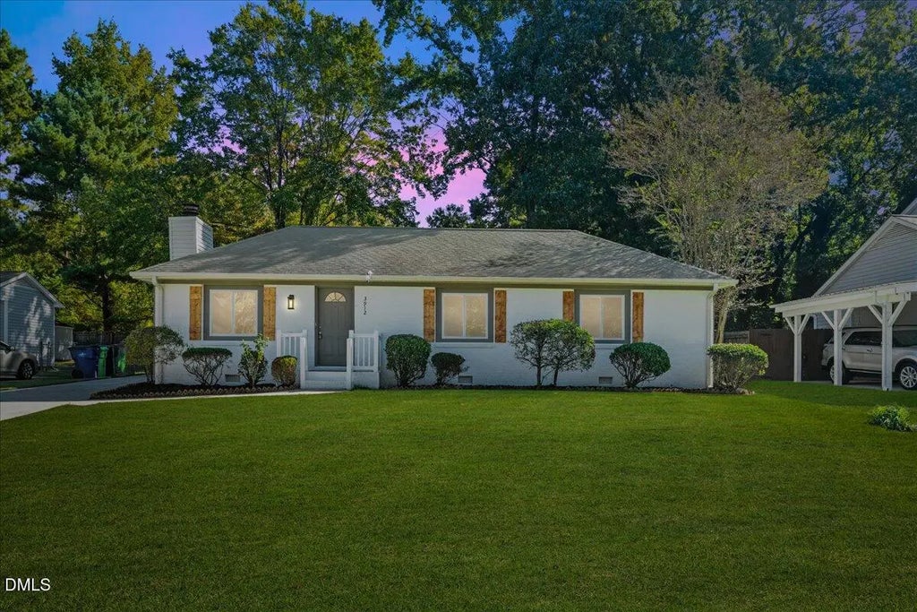 3912 Summer Place, Raleigh