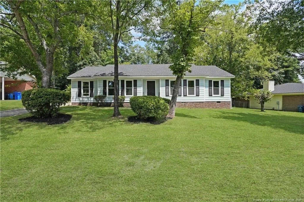 1132 Landau Road, Fayetteville