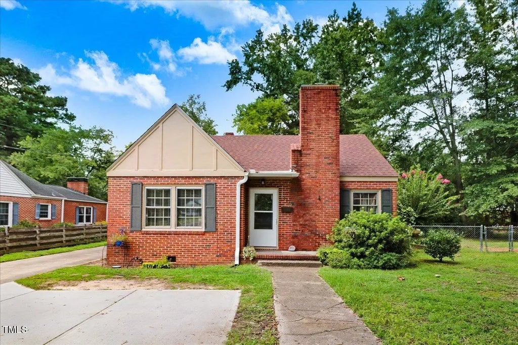 710 S 2nd Street, Smithfield