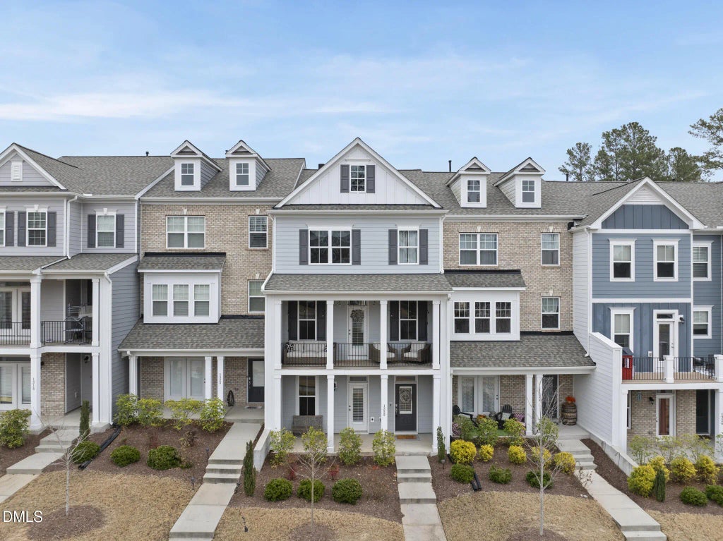 1322 Barn Cat Way, Apex