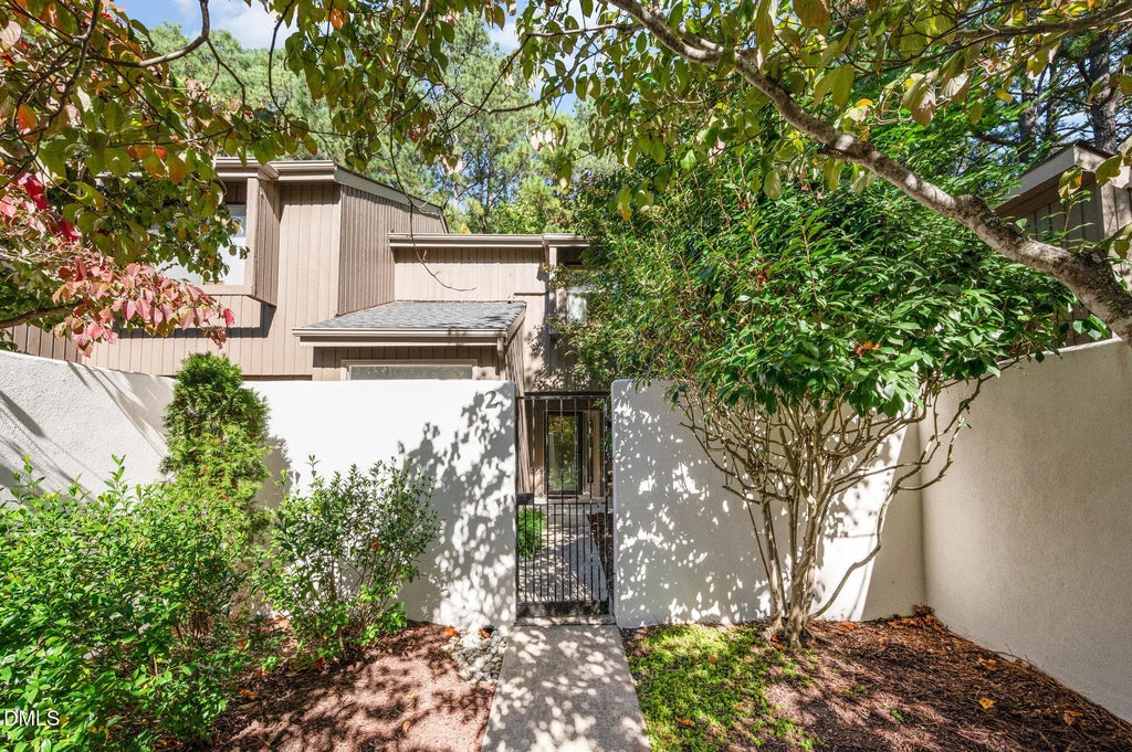 2 Vauxhall Place, Chapel Hill