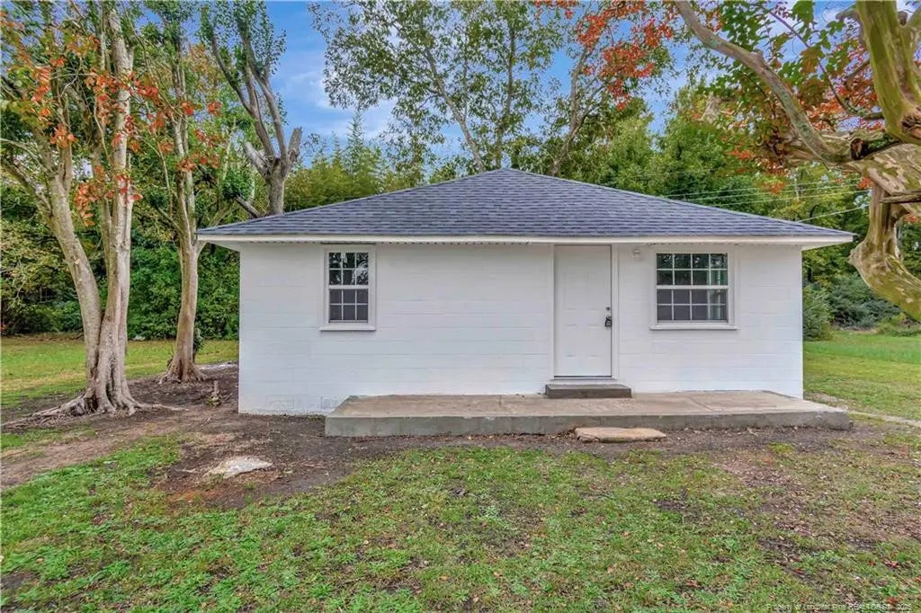 101 Marion Road, Lumberton