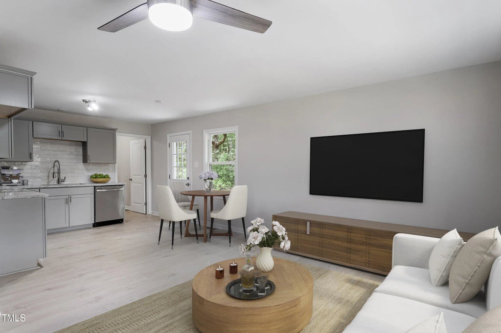 2702 Red Valley Drive, Rougemont