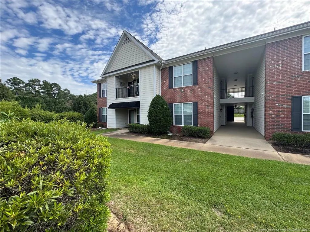 1922 Harcourt #103 Circle, Fayetteville