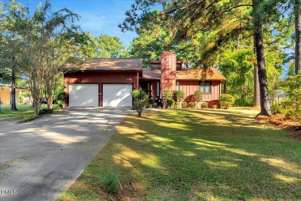 378 Daniel Boone Trail, Henderson