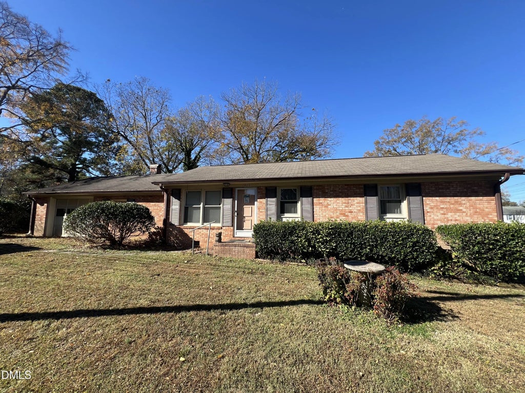 1406 Lynn Road, Durham