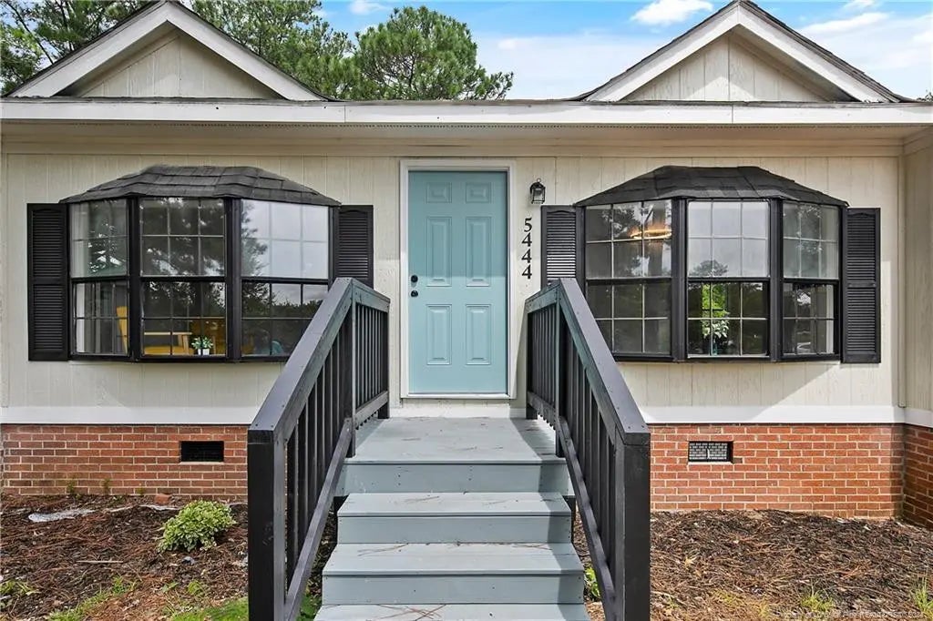 5444 Gilcrest Sands Drive, Hope Mills