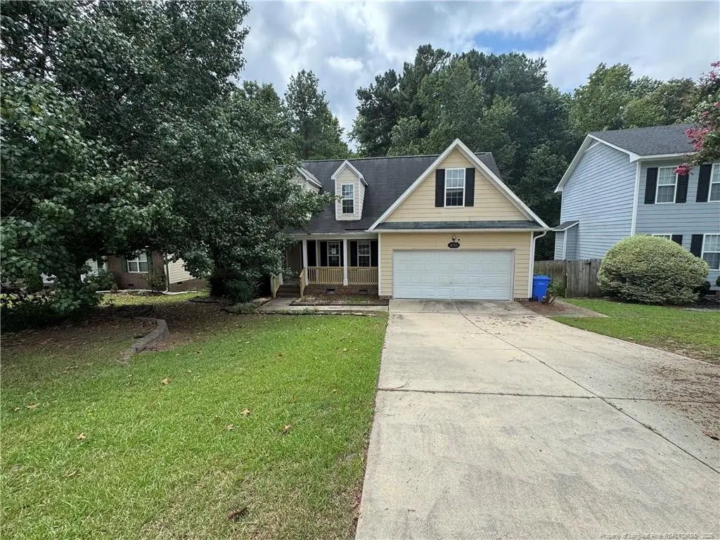 8741 Grouse Run Lane, Fayetteville