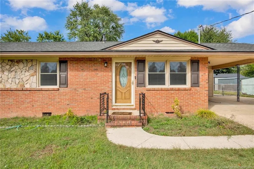 6006 Elstree Place, Fayetteville