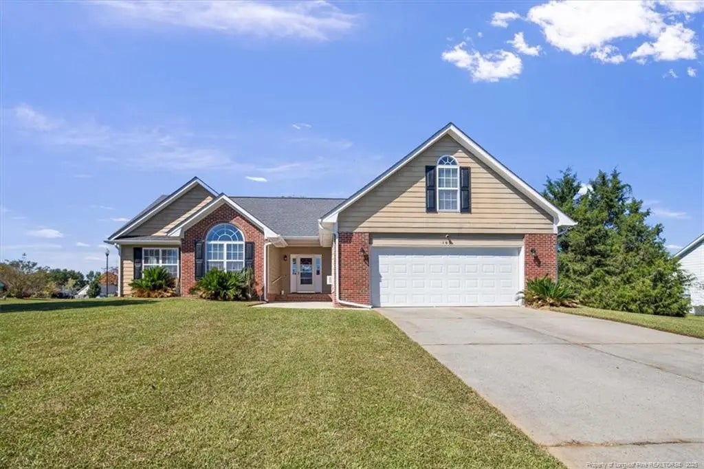 103 Beaumont Court, Raeford