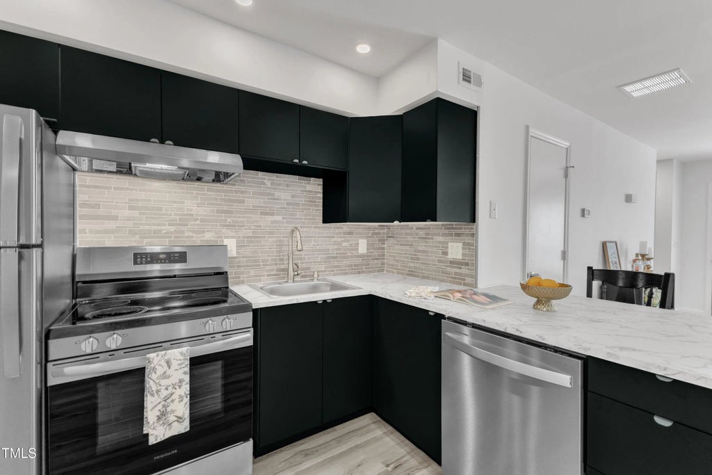 137 Friar Lane, Carrboro