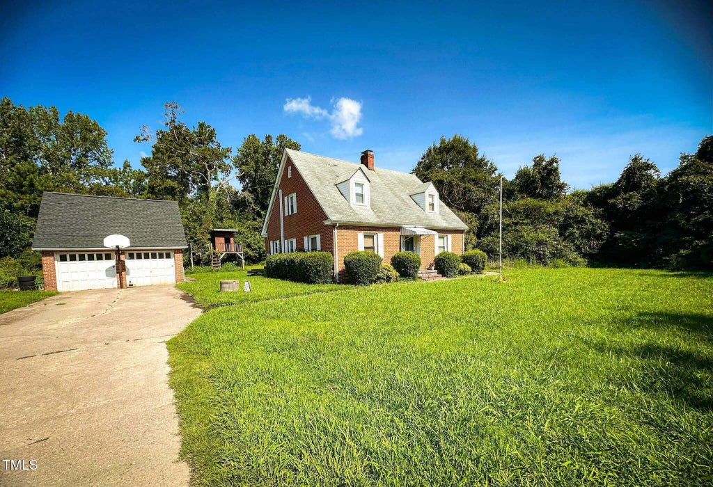 8683 Us Highway 15, Bullock