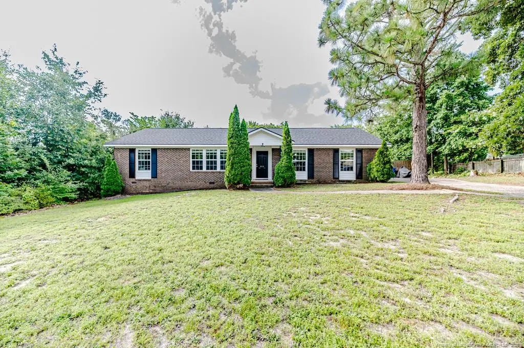 616 Dandridge Drive, Fayetteville