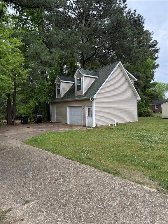 1203 S 3rd Street, Lillington