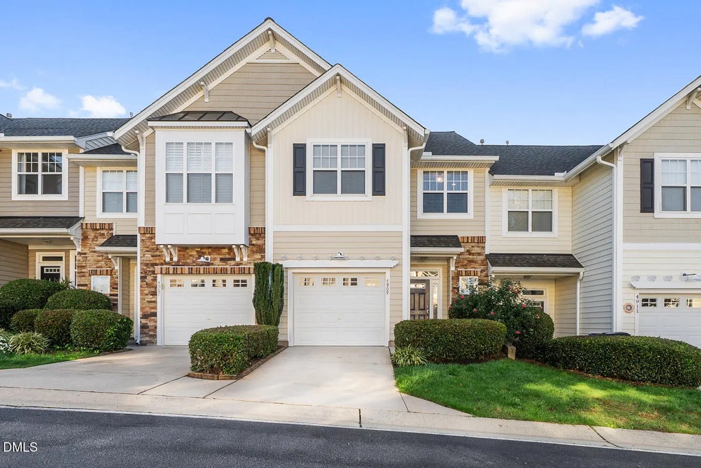 4909 Amber Clay Lane, Raleigh