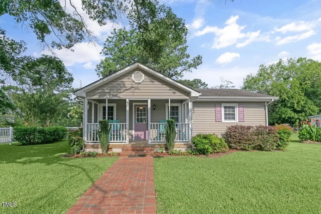 216 S Faison Avenue, Faison