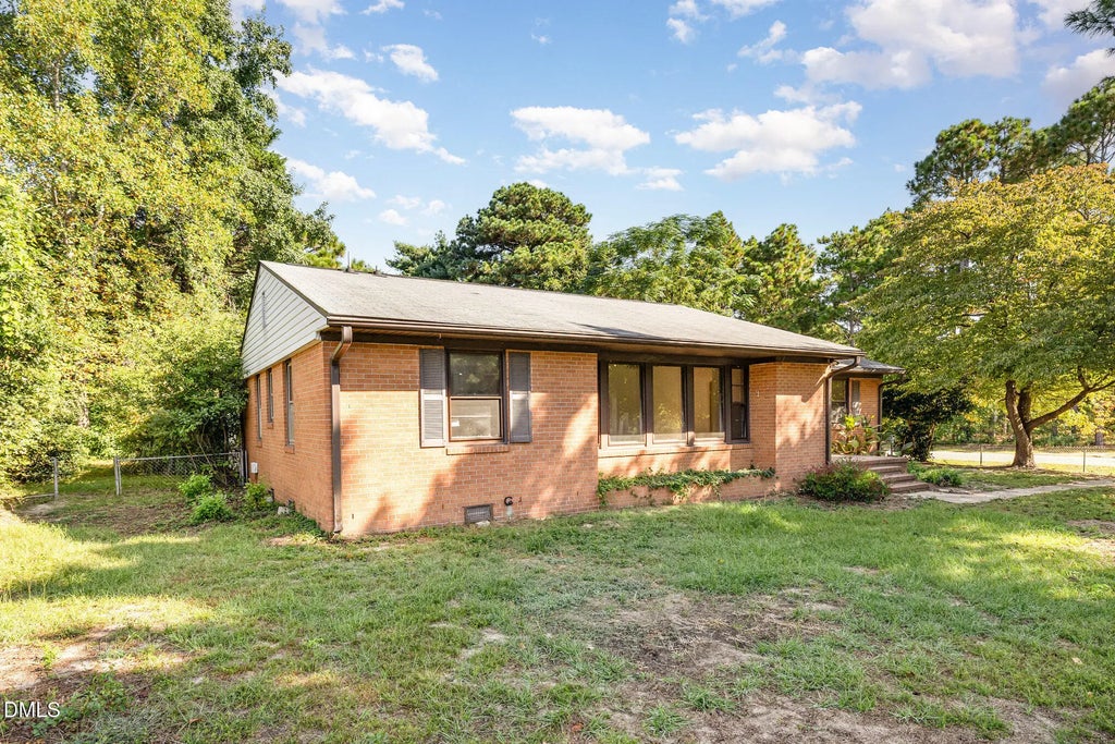 4737 Rosehill Road, Fayetteville