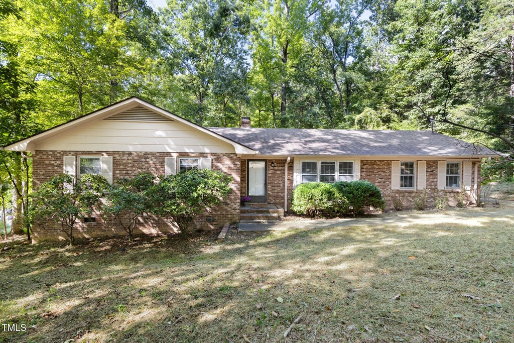 324 Woodhaven Road, Chapel Hill