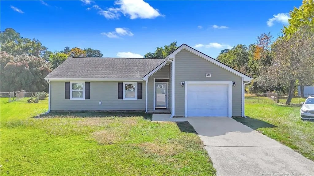 616 Missenburg Court, Fayetteville