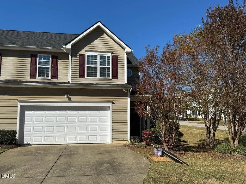 524 Woodson Drive, Clayton