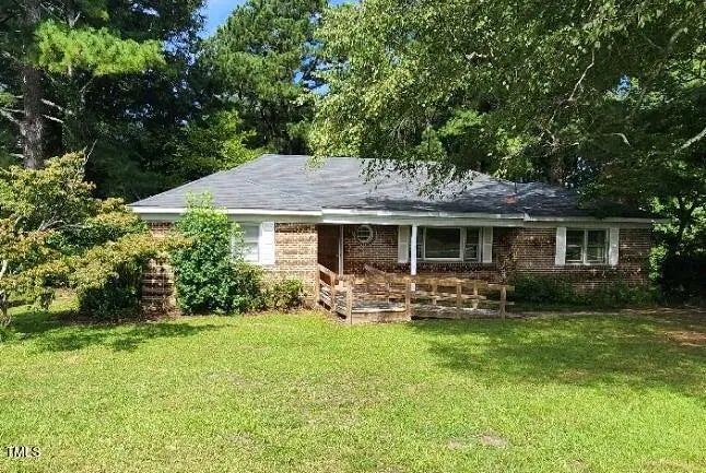 9246 Us Highway 301, Halifax