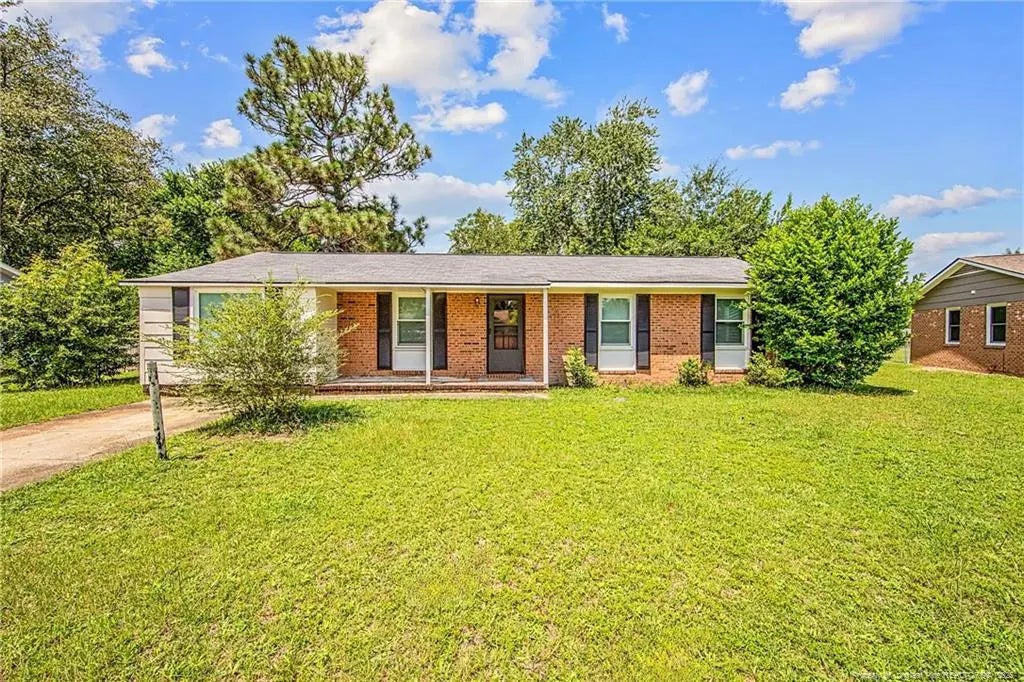 5929 Spinner Road, Hope Mills