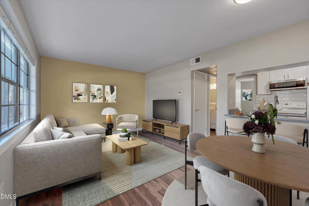 807 W Trinity Avenue Apt 130, Durham