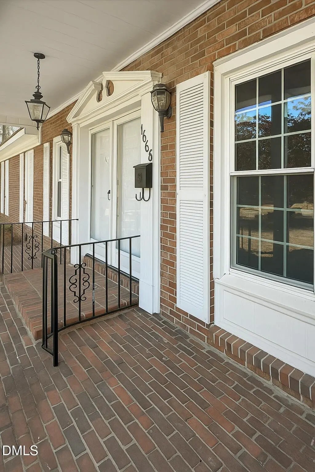 1668 Banbury Drive, Fayetteville