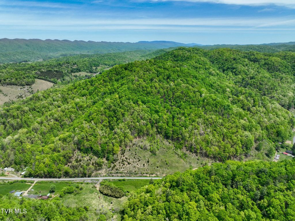 18353 Mccall Gap Road, Bristol