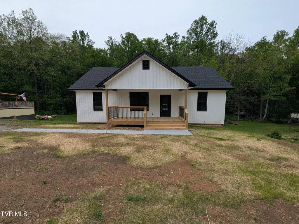 2 of 33 - 1430 East Cedar Street, Bristol, TENNESSEE