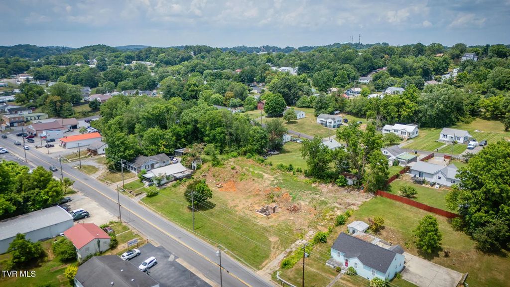 423 East Bernard Avenue, Greeneville