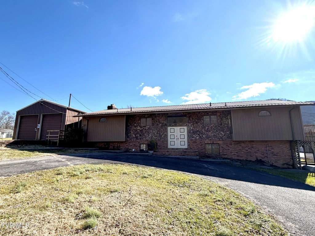 316 West Shawnee Avenue, Big Stone Gap