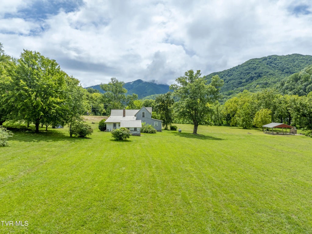 1875 East Highway 25-70, Del Rio