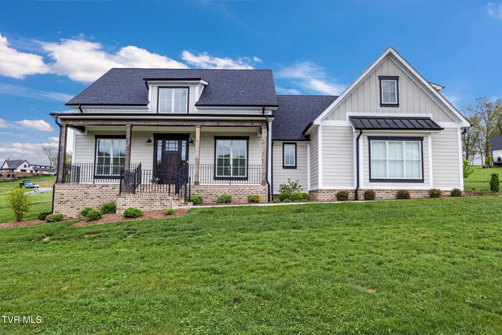 14737 Washington Way, Bristol
