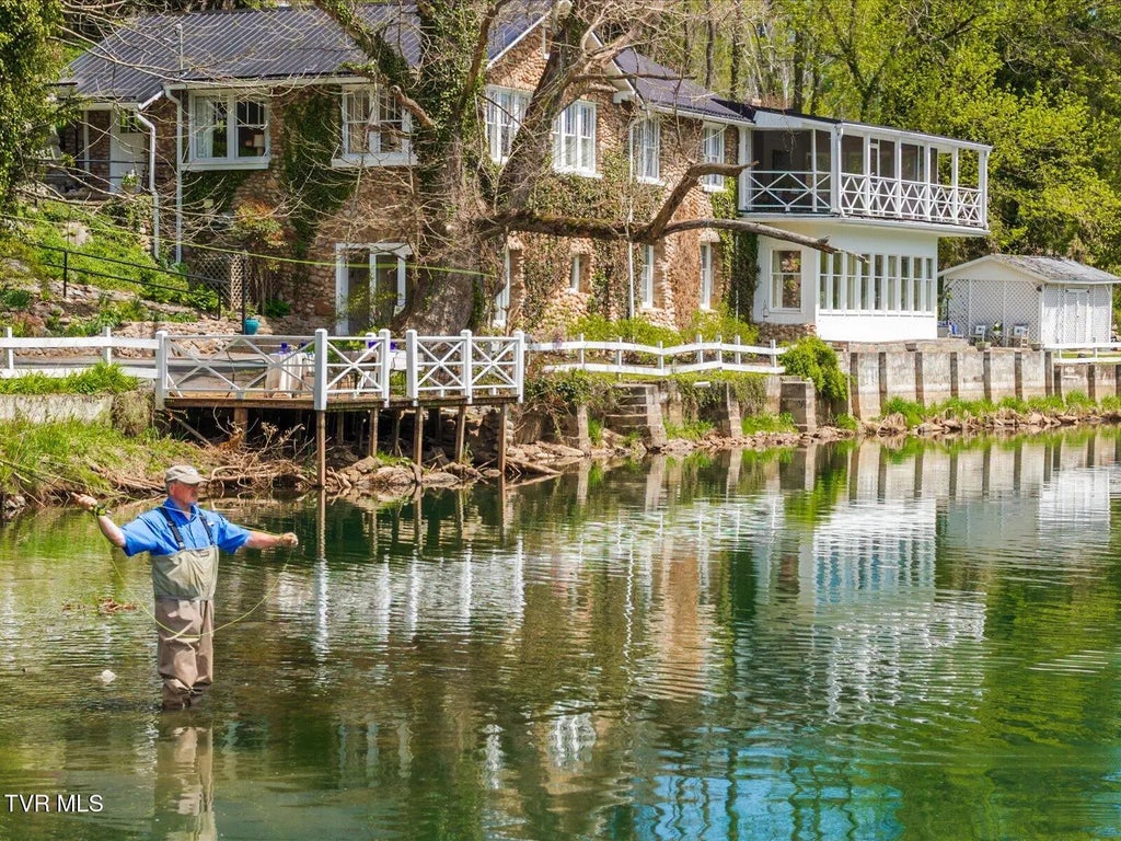 104 of 113 - 1910 Riverside Road, Bristol, TENNESSEE