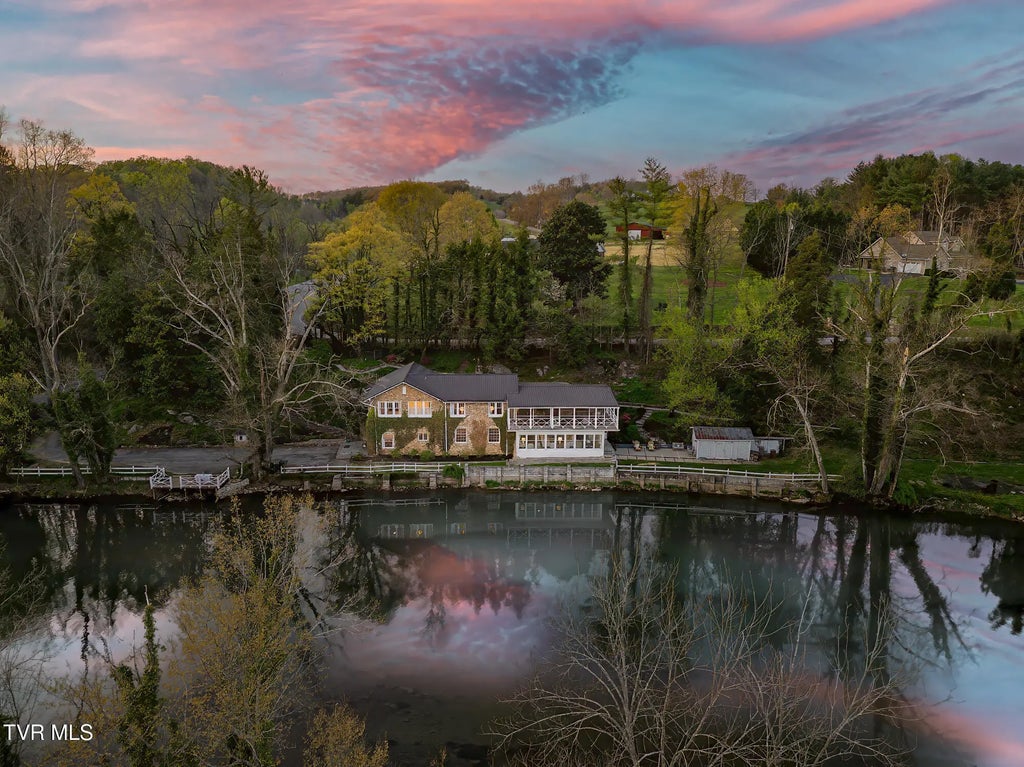 108 of 113 - 1910 Riverside Road, Bristol, TENNESSEE