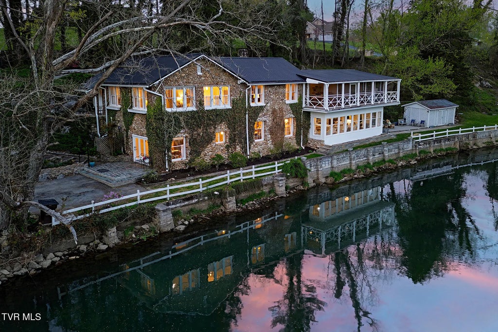 113 of 113 - 1910 Riverside Road, Bristol, TENNESSEE
