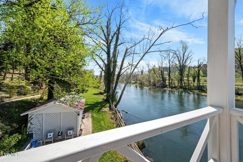 69 of 113 - 1910 Riverside Road, Bristol, TENNESSEE