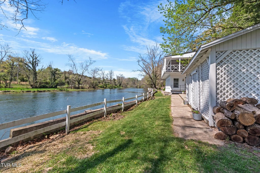93 of 113 - 1910 Riverside Road, Bristol, TENNESSEE