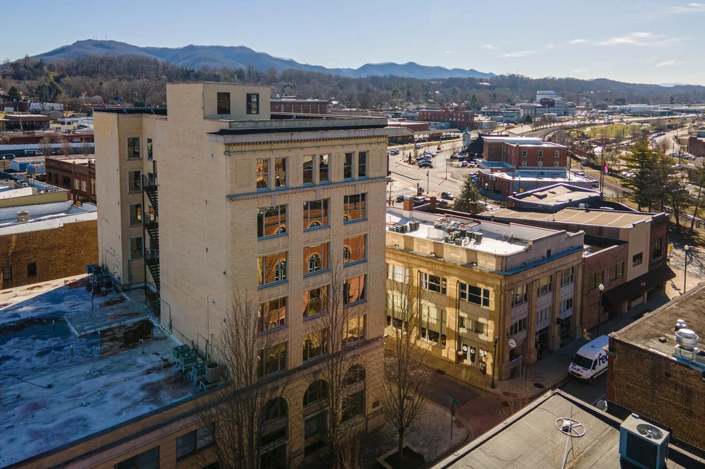 1 of 65 - 200 East Main Street 5, Johnson City, TENNESSEE