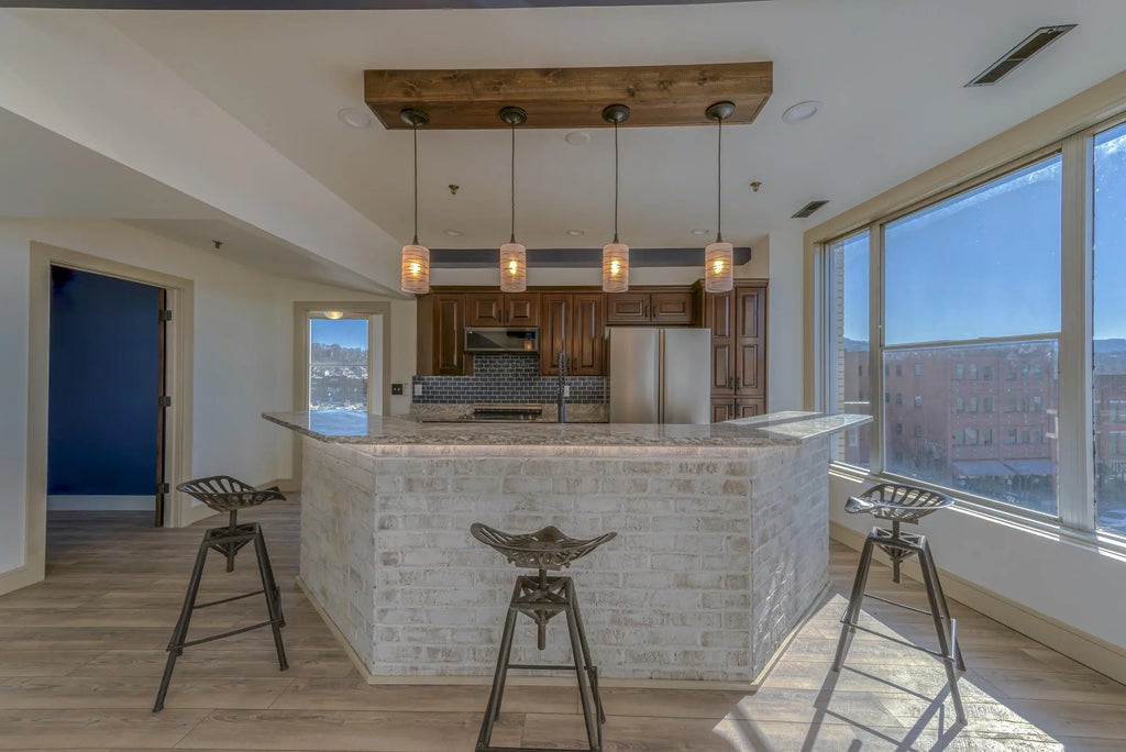 11 of 65 - 200 East Main Street 5, Johnson City, TENNESSEE