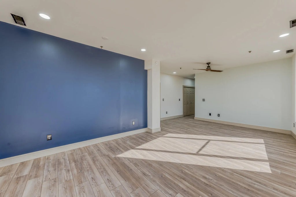 18 of 65 - 200 East Main Street 5, Johnson City, TENNESSEE