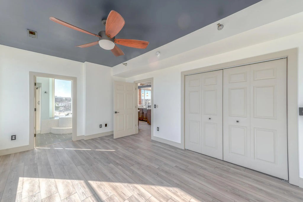 36 of 65 - 200 East Main Street 5, Johnson City, TENNESSEE