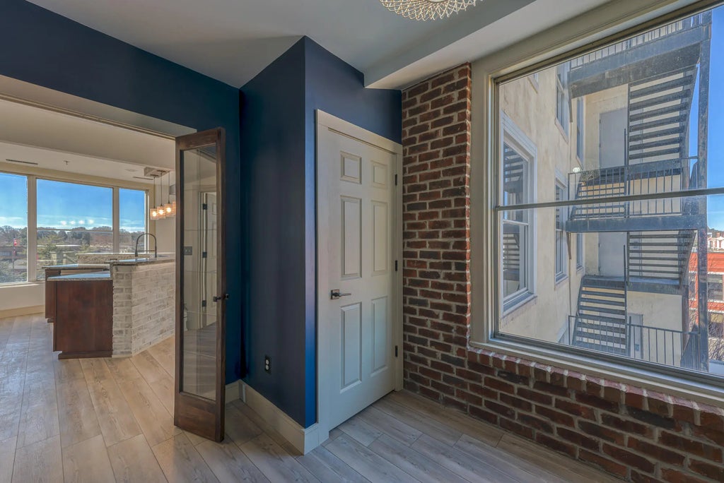 43 of 65 - 200 East Main Street 5, Johnson City, TENNESSEE