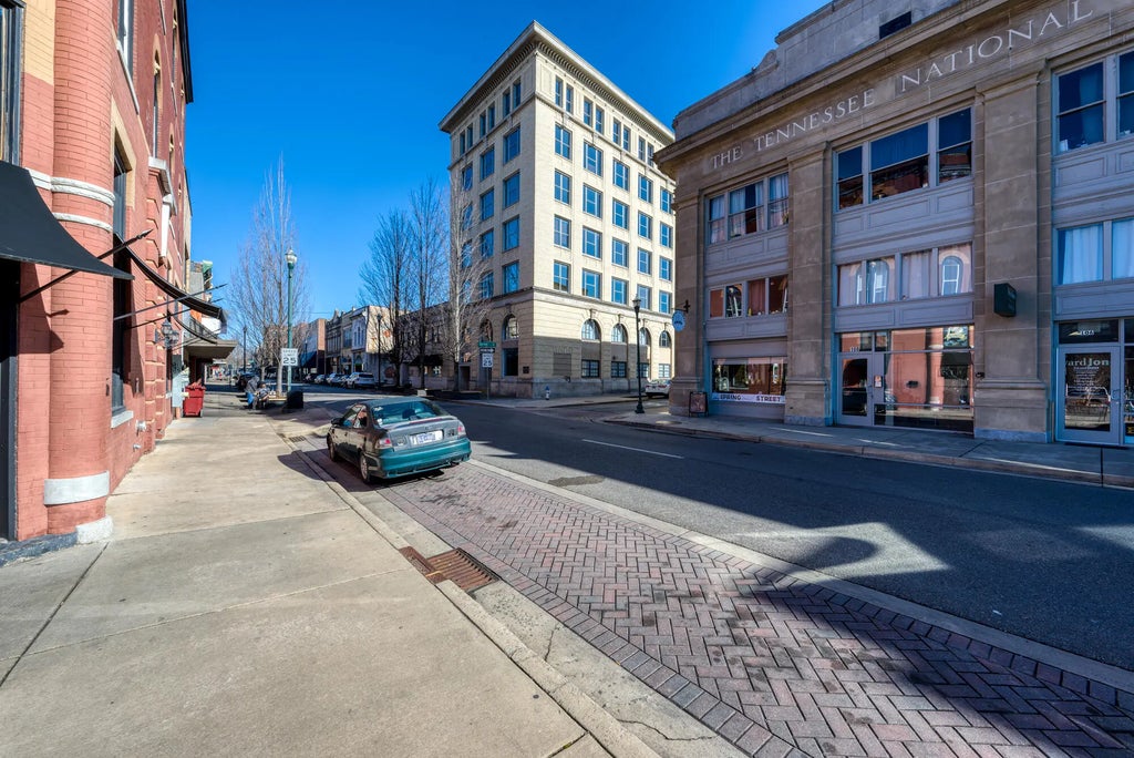 49 of 65 - 200 East Main Street 5, Johnson City, TENNESSEE