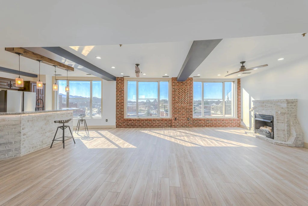 5 of 65 - 200 East Main Street 5, Johnson City, TENNESSEE