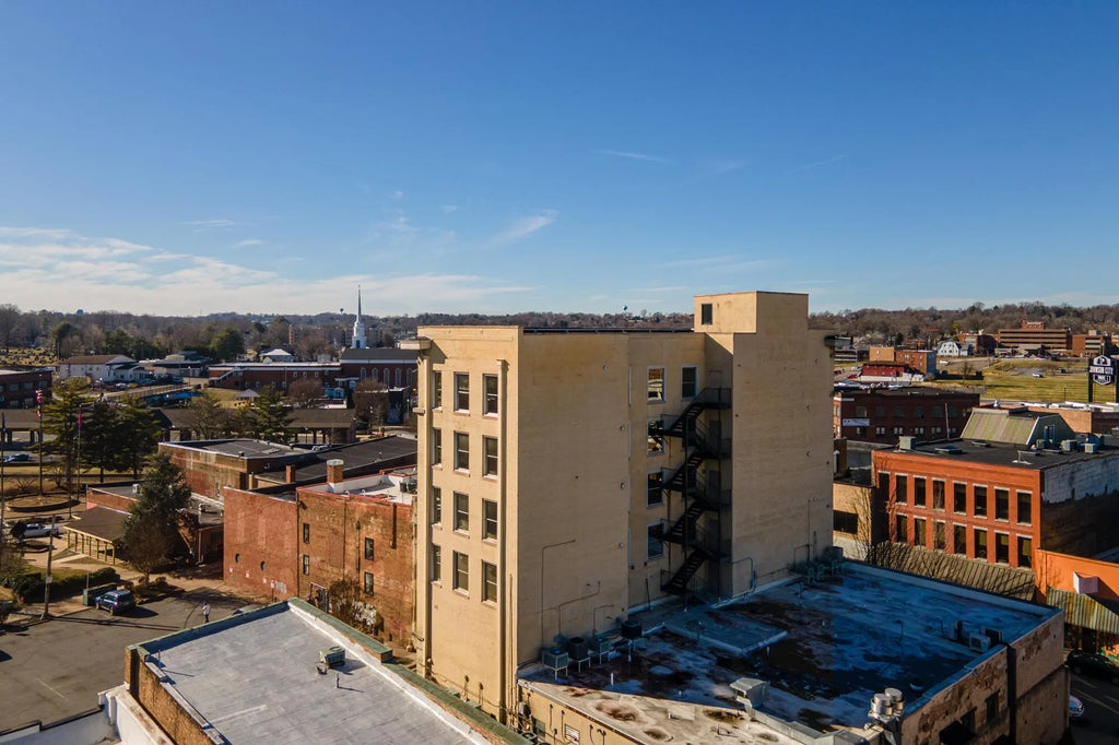 53 of 65 - 200 East Main Street 5, Johnson City, TENNESSEE