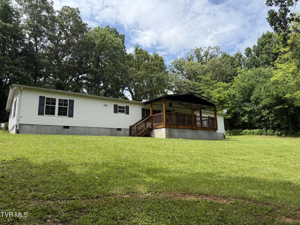 1761 Corby Bridge Road, Chuckey