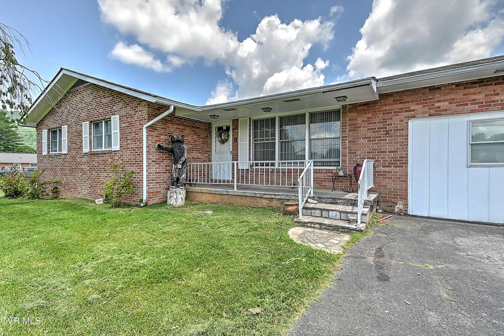 509 9th Street, Erwin